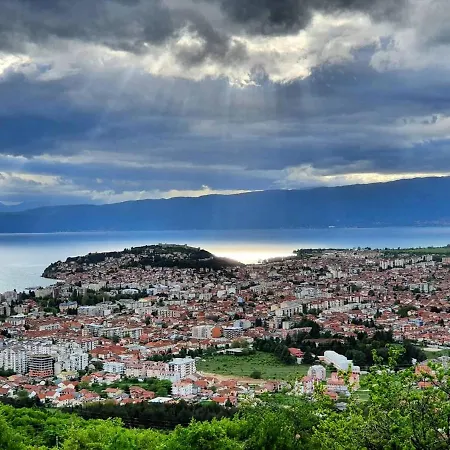 Unique Bungalow Cityview Ohrid Apartment